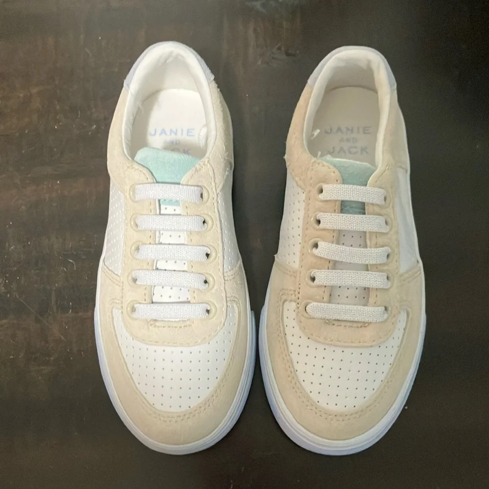 NWT (taken off for pictures) COLORBLOCKED SNEAKER by Janie & Jack